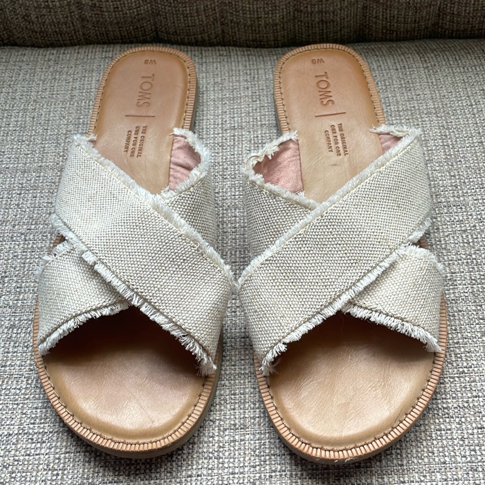 Tom’s sandals
